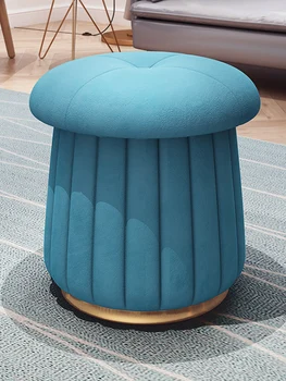 Malé okrúhle Stolice Svetlo Luxusné Flanelové Obuvi Zmena Stolice Všestranný Tvorivé Húb z Nehrdzavejúcej Ocele Toaletný Stolček Nábytok